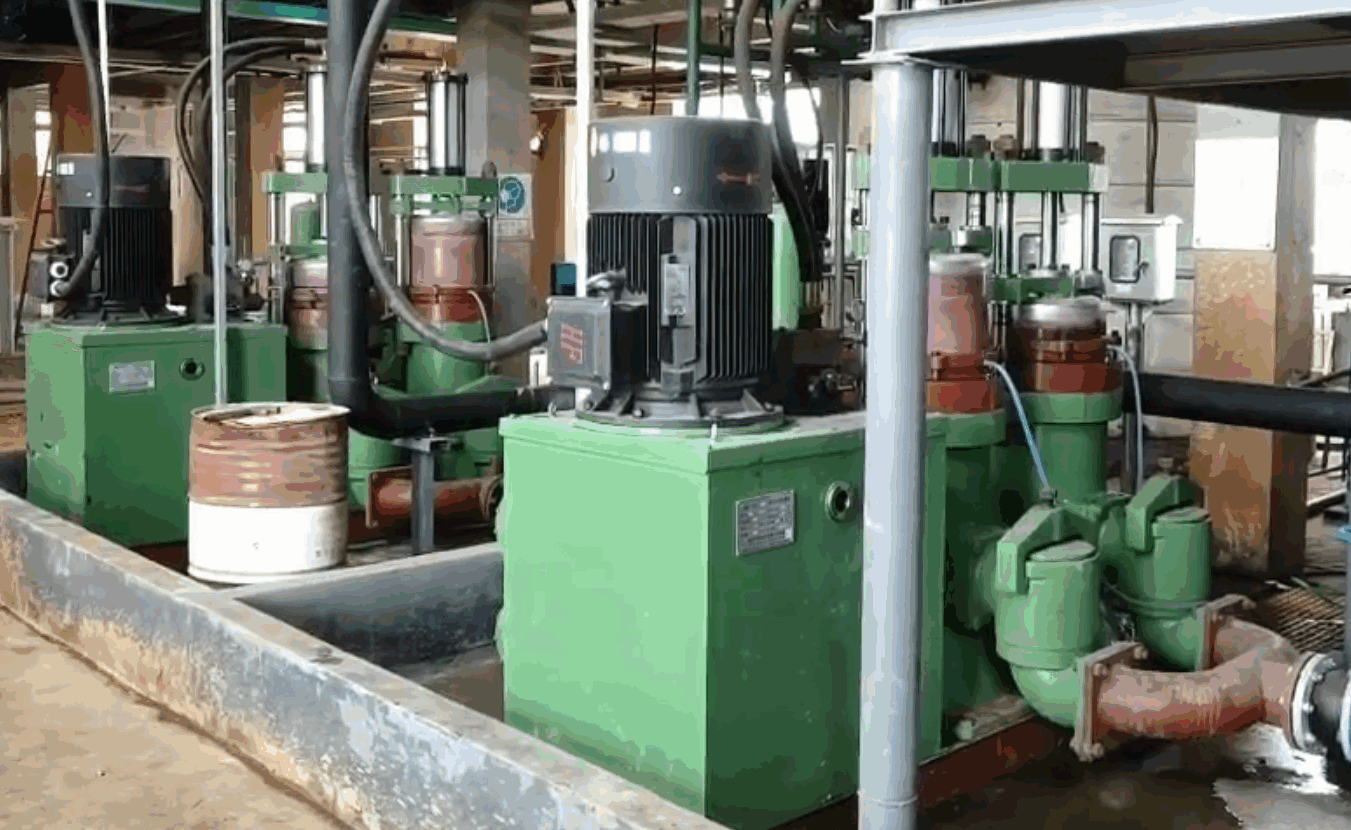 YBH400压滤机节能入料泵在市政污水处理厂使用现场 (1)