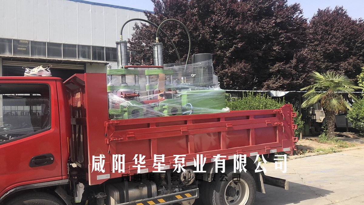 YB300-40陶瓷柱塞泵发货